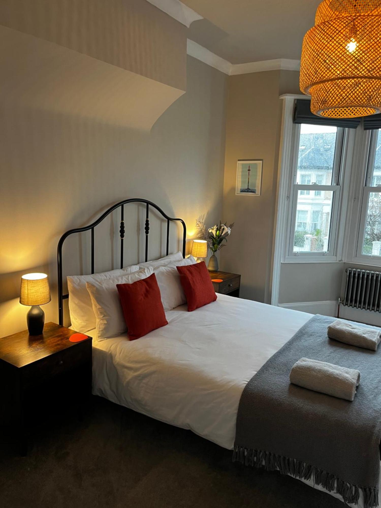 Contemporary Beach Apartment Hove Exterior foto